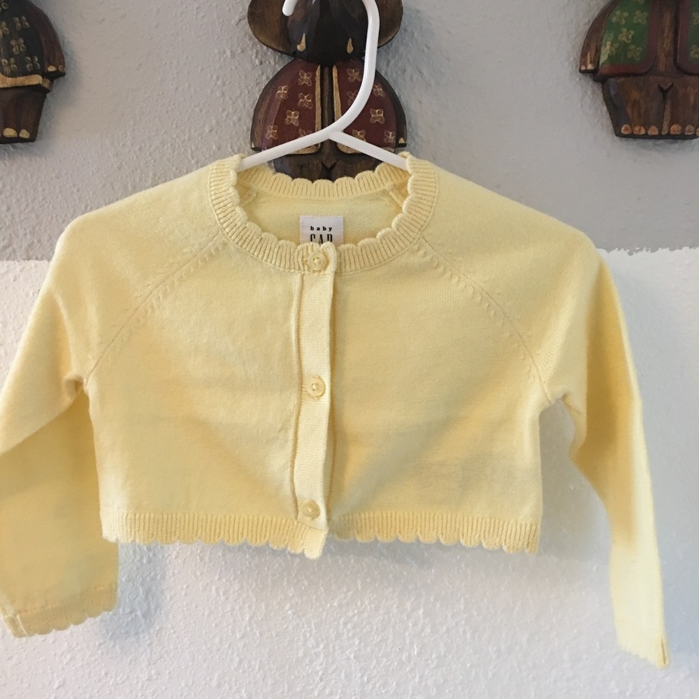 Baby Gap Scalloped  Crop Cardigan 6-12 M